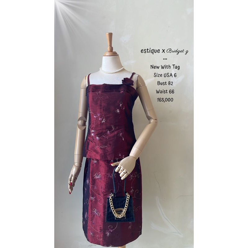 Setelan gaun gown pesta midi merah maroon satin bordir bunga estique x bridget g baru jual rugi prel
