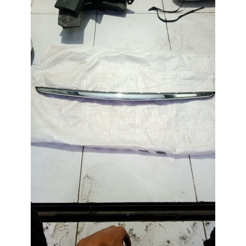 list chrome grill bumper Agya 2014-2015