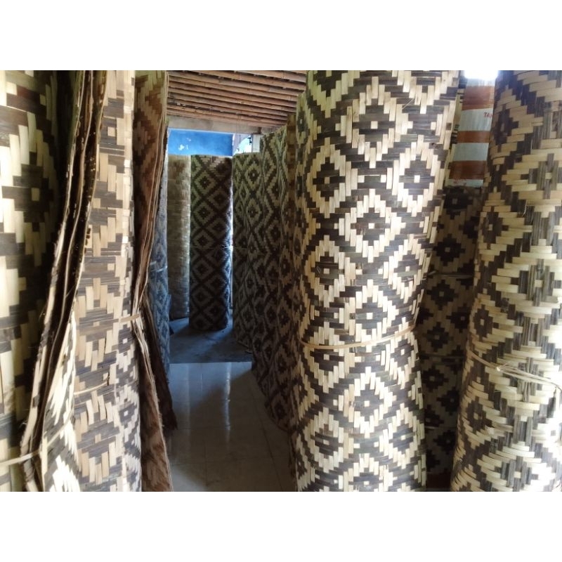 anyaman bambu motif