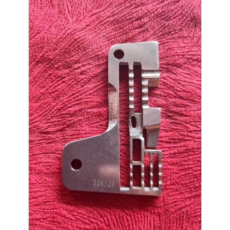 204529 Needle plat mesin jahit Obras Pegasus benang 5 jeans