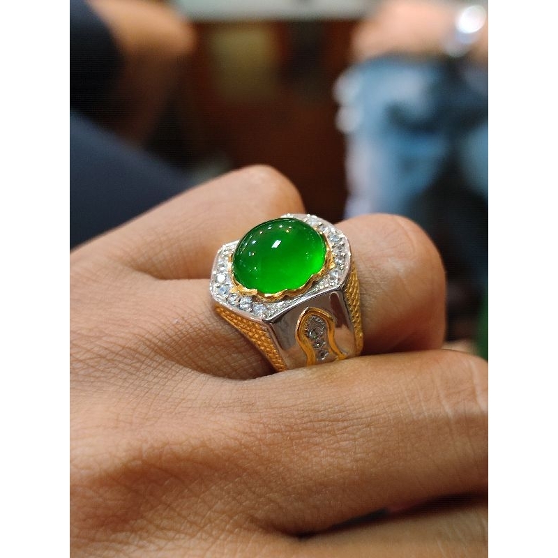 Natural Batu Cincin Giok Burma