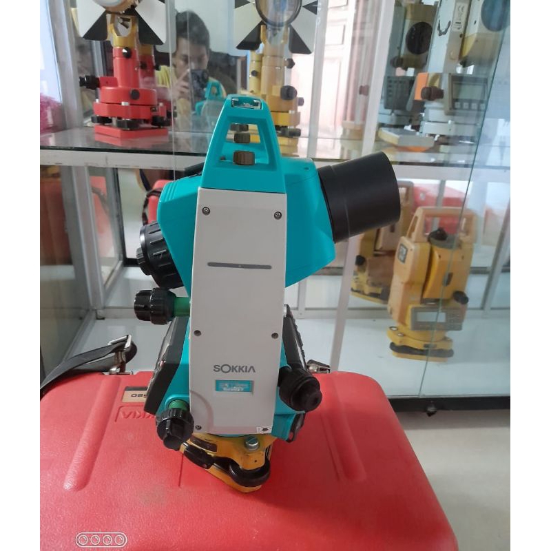 Total station SOKKIA SET-520 Bekas lengkap