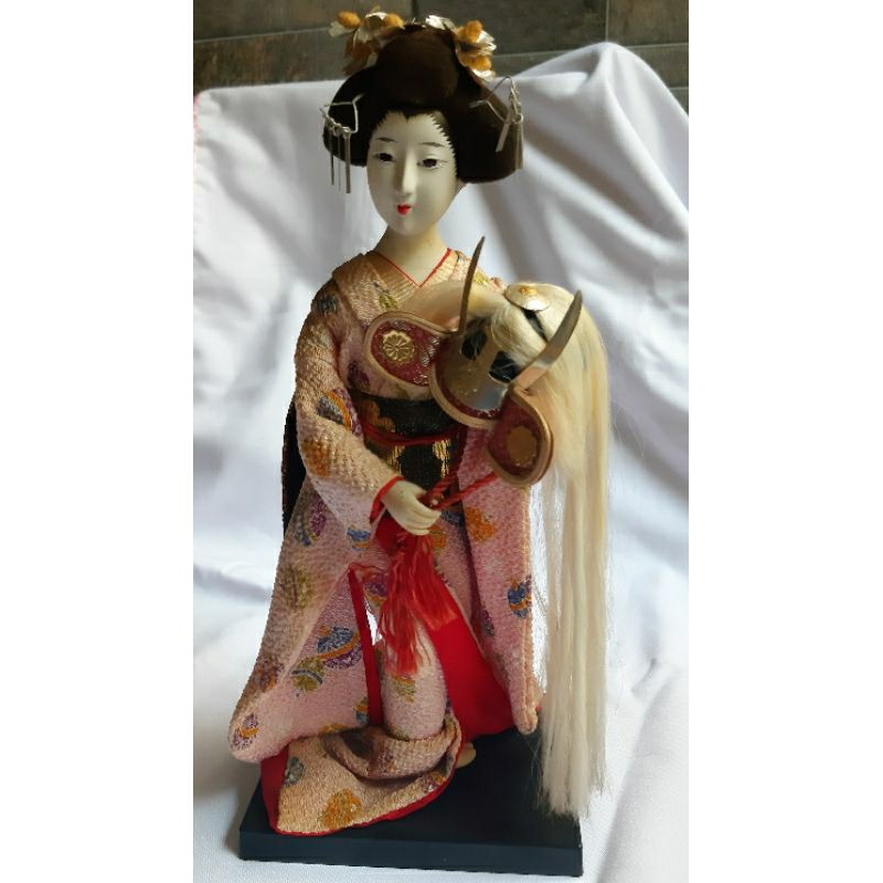 boneka jepang asli
