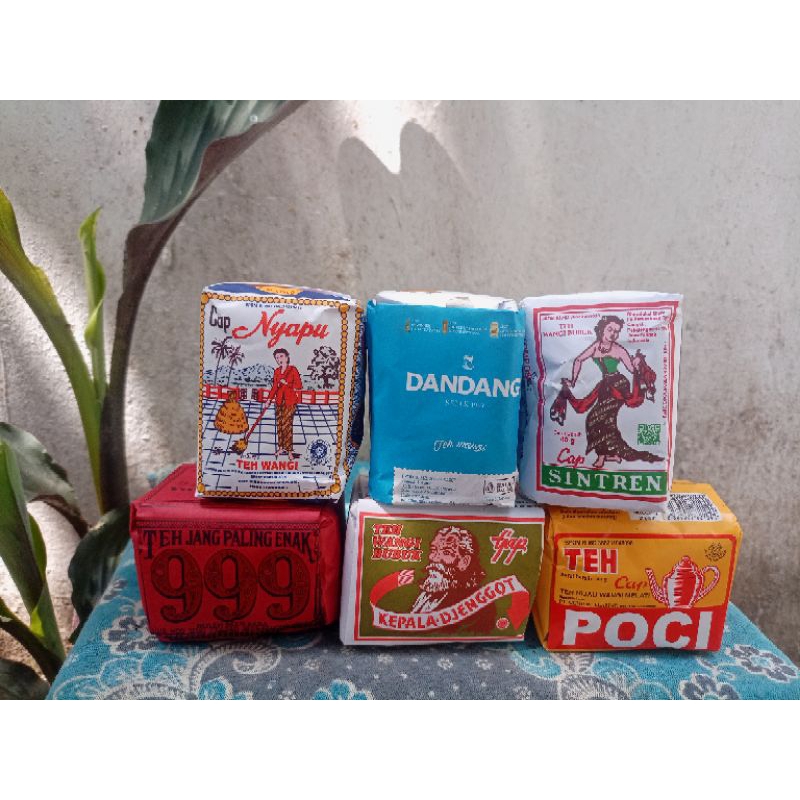 

Teh Angkringan Khas Solo