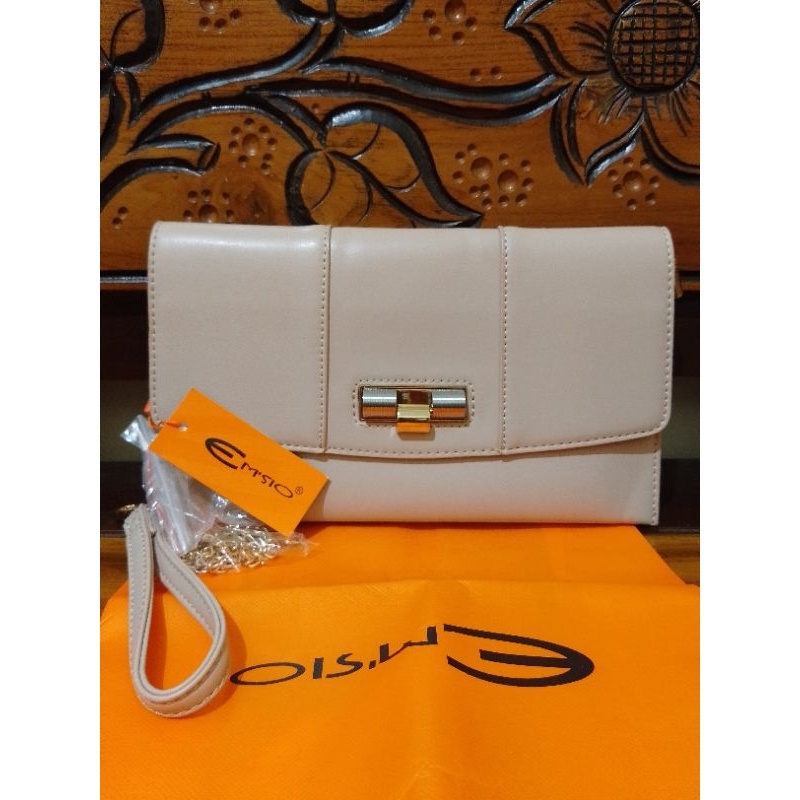 tas selempang emsio by Elizabeth clutch