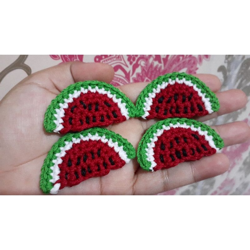 Semangka Rajut/Aplikasi Semangka Rajut/Aplikasi Buah Semangka Rajut/SemangkabRajut Potong