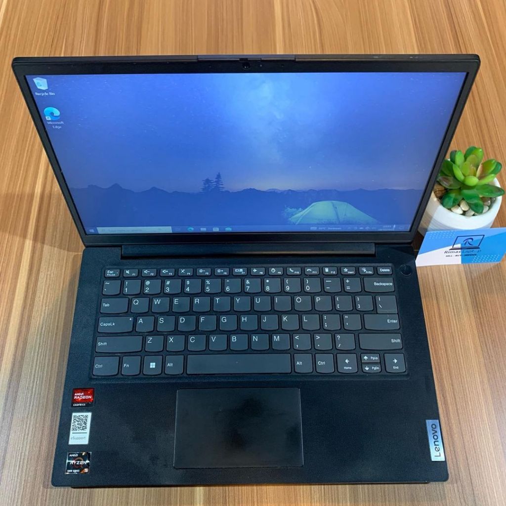 LAPTOP LENOVO V14