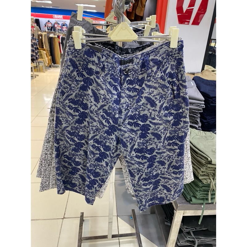 celana pendek pria merk S135 by benhill