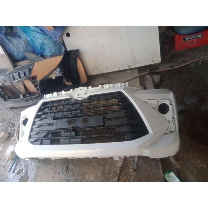 bumper depan+ram tengah avanza 2023 original