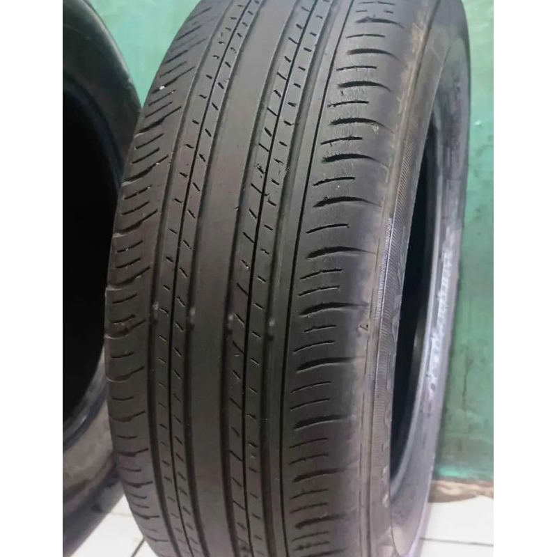 ban mobil Dunlop 215/65 r16