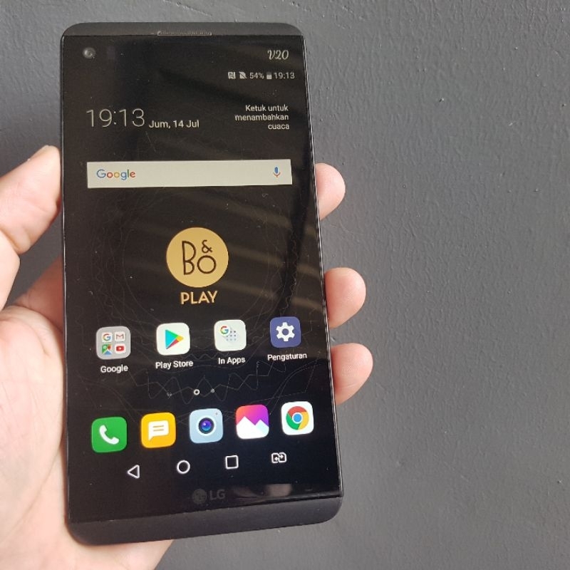 LG V20 Second