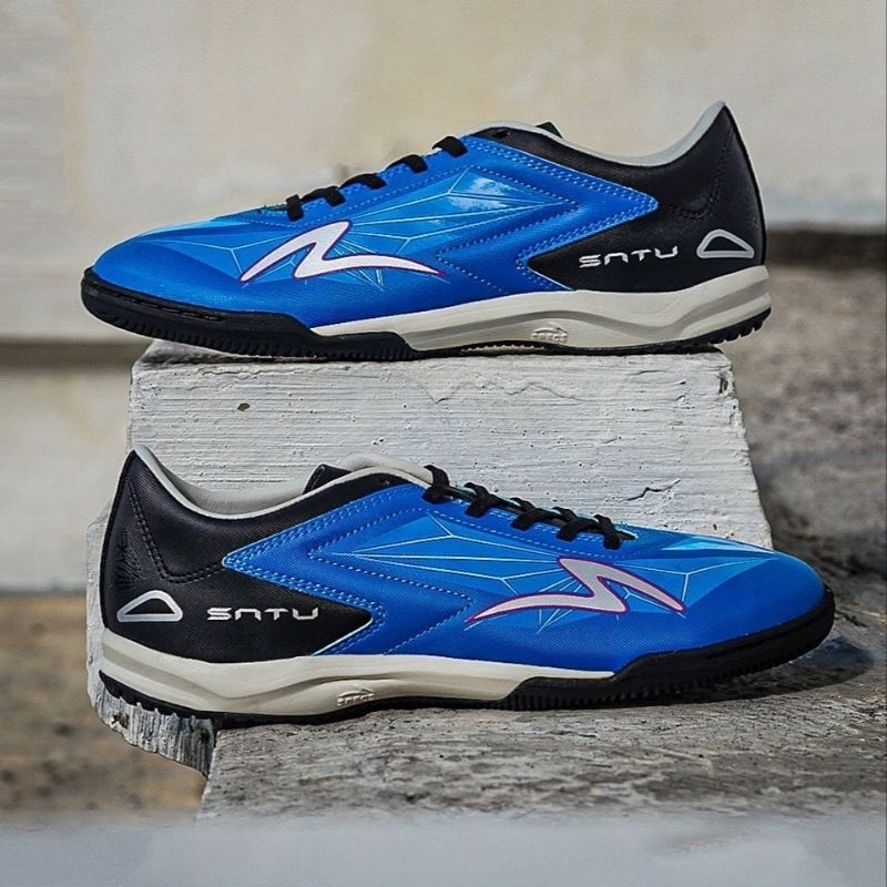 SPECS ACCELERATOR SATU PRO IN GALAXY BLUE