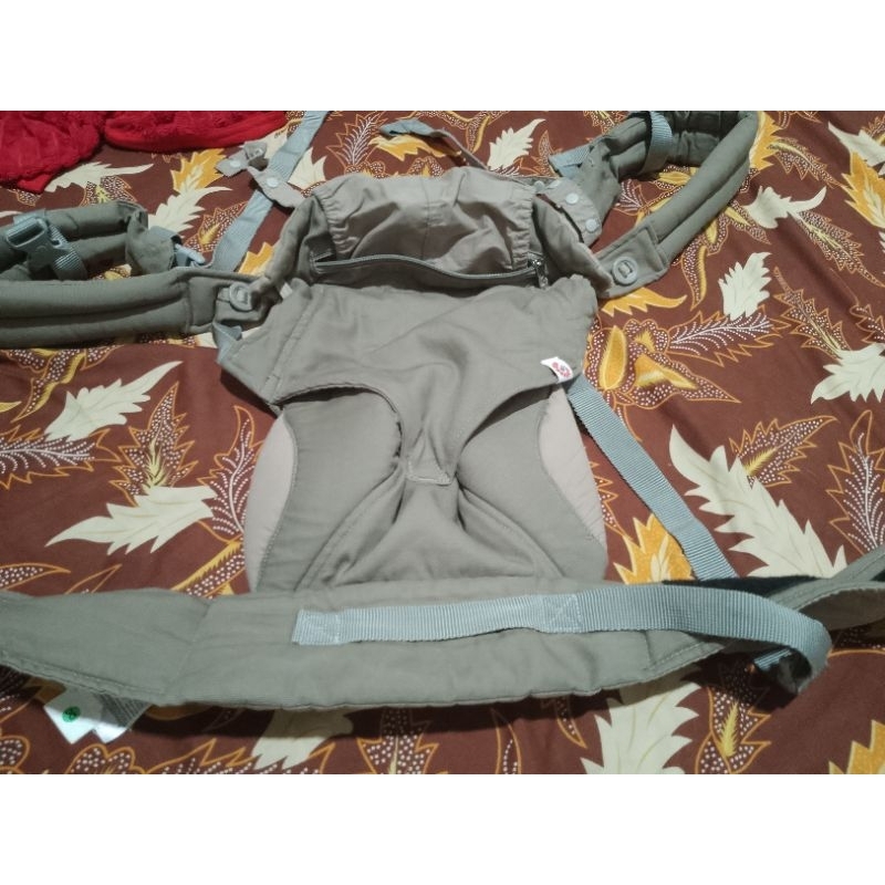 Gendongan SSC Ergobaby 360 Like New