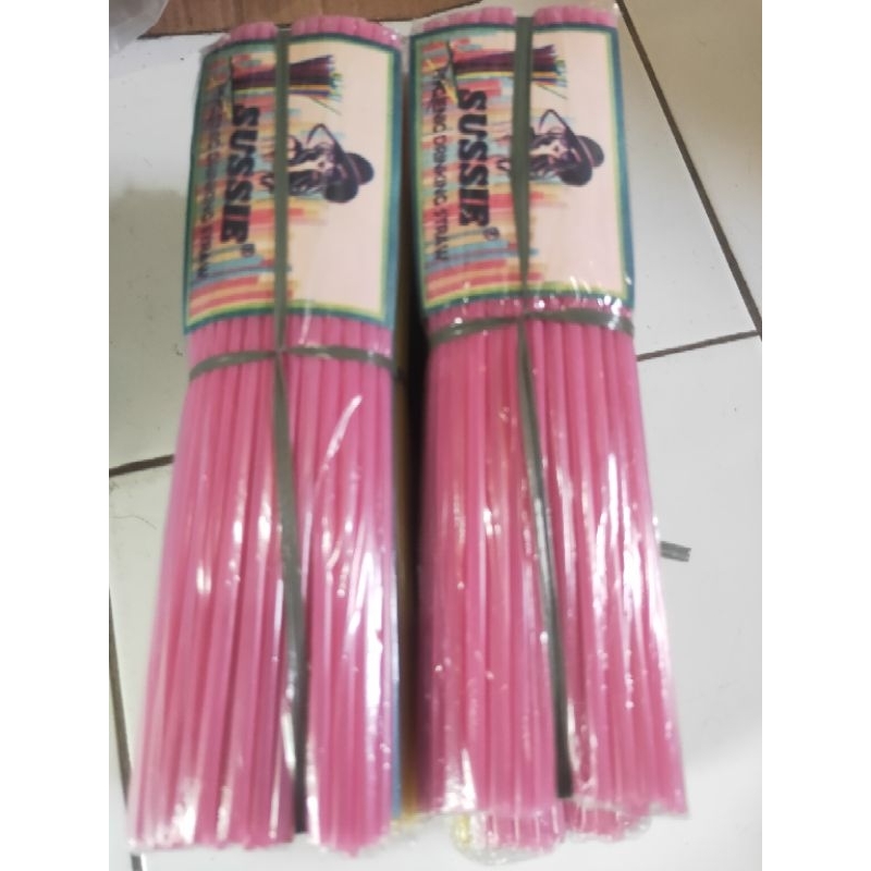 Sedotan Plastik Warna Warni