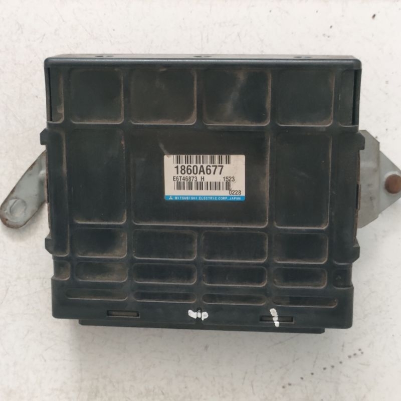 ECU Computer Engine 1860A677 Mitsubishi T120ss Injecsi Original