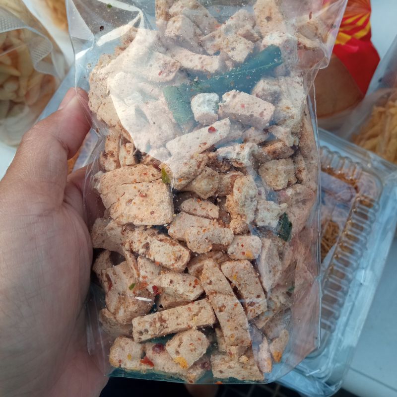 

Basreng Sedang yg favorit .renyah dan tidak keras.