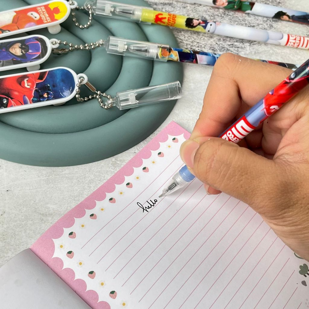 

PULPEN GANTUNGAN SKATEBOARD BAYMAX PG-1043 pen gel gantungan miniatur skateboard pena gel gantungan alat tulis lucu unik kekinian