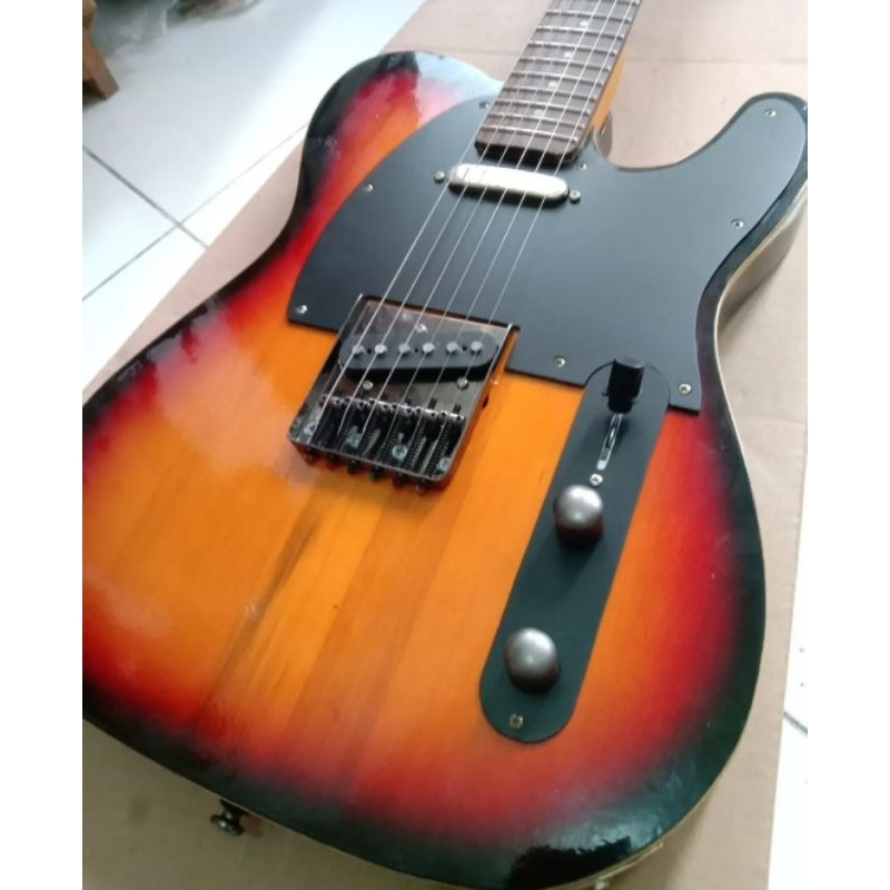Gitar Fender Telecaster