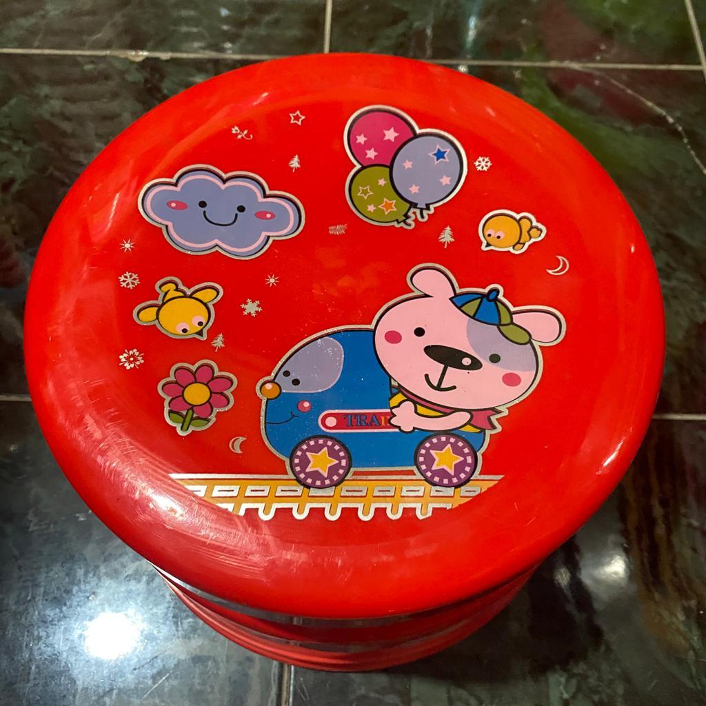 BANGKU KECIL PLASTIK/KURSI JONGKOK/TEMPAT DUDUK PENDEK BULAT KARAKTER/KURSI ANAK