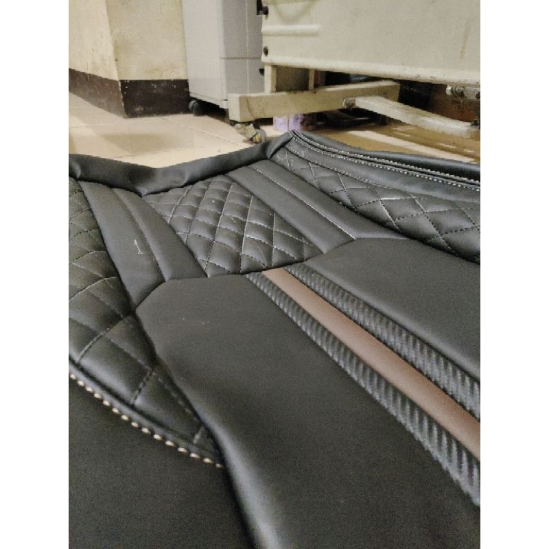 Cover jok mobil avanza xenia 2004 - 2011 Bahan zeus