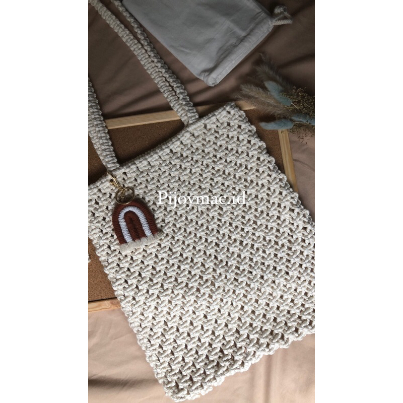 Macrame Totebag / Totebag / tas pundak