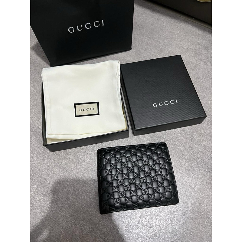 GUCCI GUCCISIMA SIGNATURE BIFOLD WALLET BLACK ( Preloved )