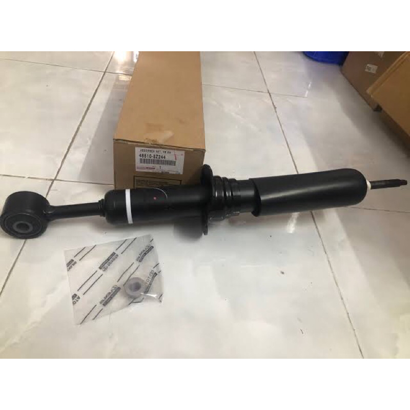 Shock Absorber Toyota Hilux Revo 2022