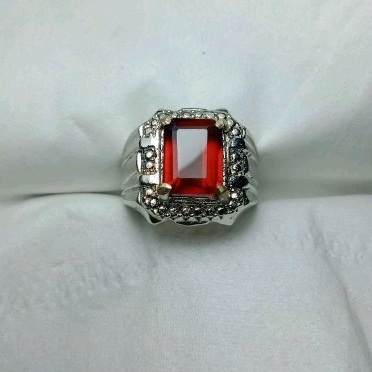 Cincin Red garnet kotak cutting natural