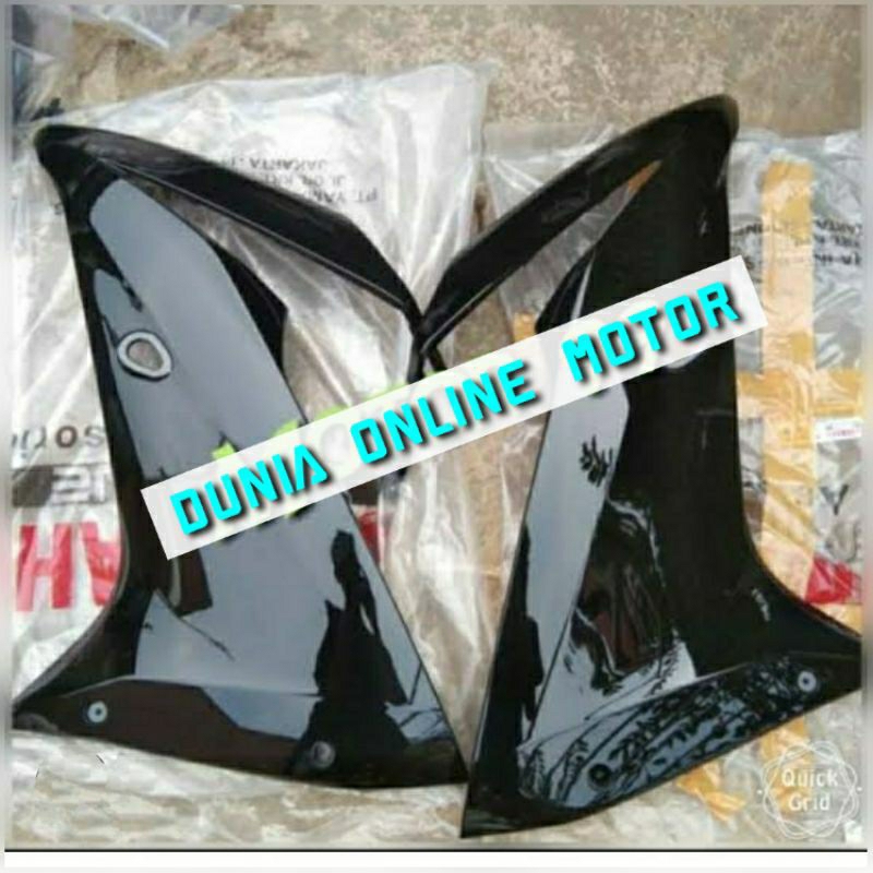 FAIRING DALAM R15 V3 VVA KANAN KIRI HITAM ORIGINAL YGP