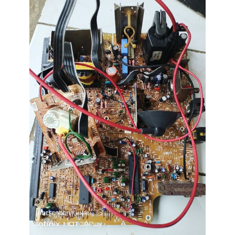 Mesin Tv polytron   Mesin Tv Polytron minimax 21inchi   mesin Tv polytron    mesin Tv bekas normal