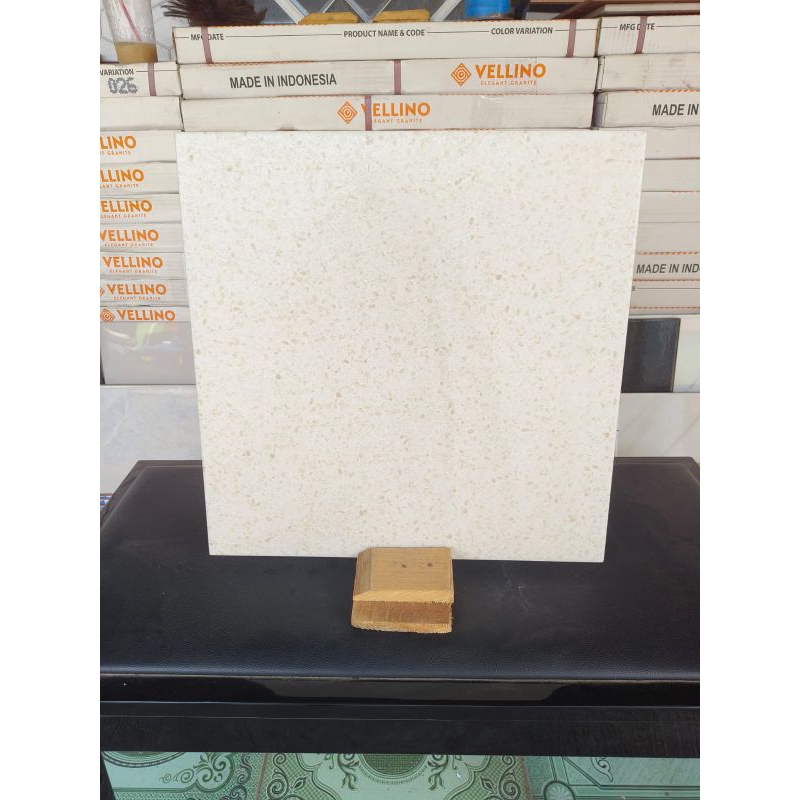 Keramik Lantai Carpot 40x40 White Terazzo