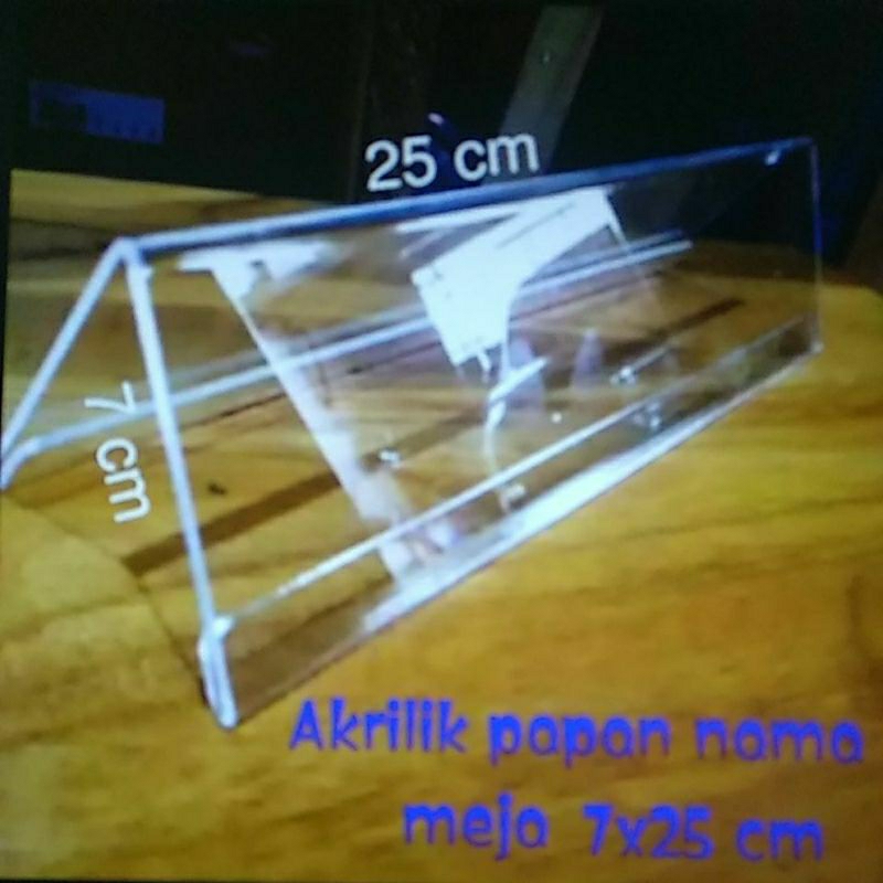 

Akrilik meja nama ukuran 7x25 cm (2 sisi)