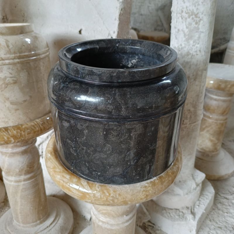 Guci Tempat Galon Marmer Hitam