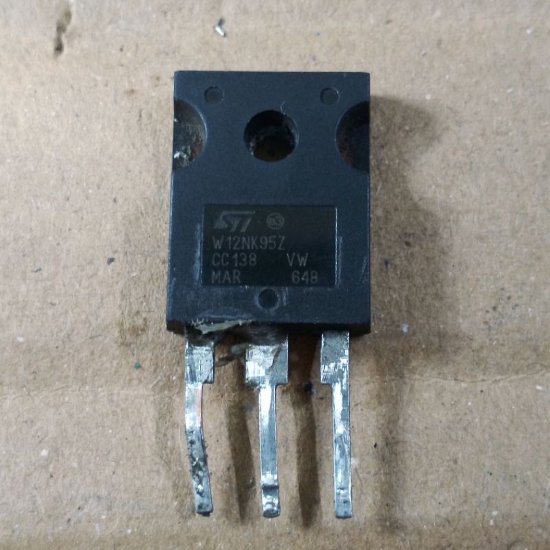 Mosfet STW12NK95Z .950volt 12amper