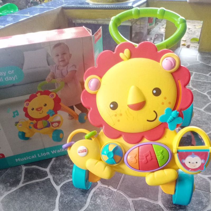 BABY PUSH WALKER / MAINAN DORONG/FISHER PRICE LION WALKER PRELOVED