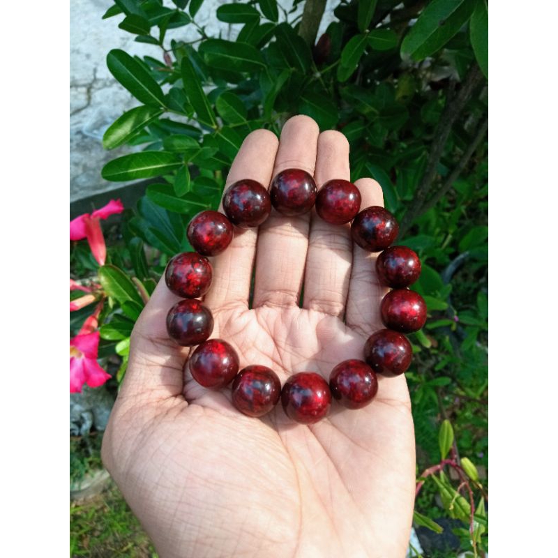 Gelang Tasbih Butiran Akar Bahar Tali Arus Model Bulat Warna Merah 16 mm