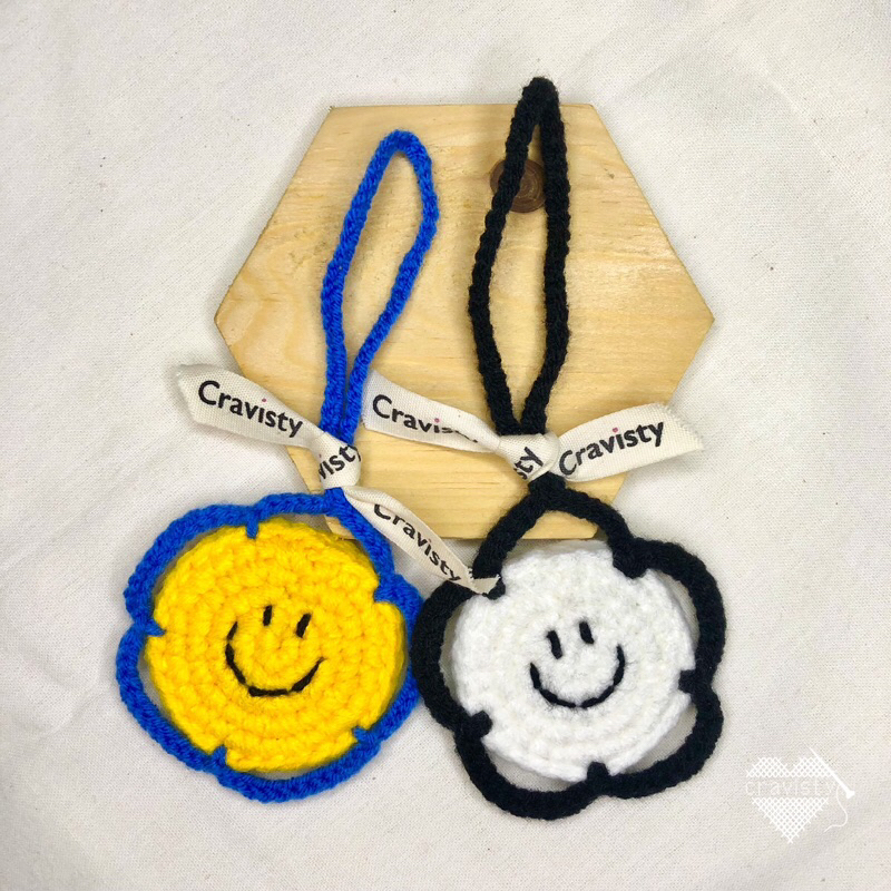Cravisty • Smiley Bag Charm | Gantungan Tas