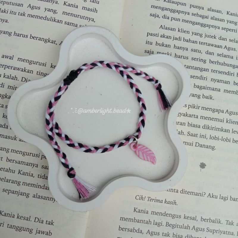 GELANG MANIK BENANG, GELANG SERUT BENANG, GELANG RAJUT, GELANG WANITA/CEWE