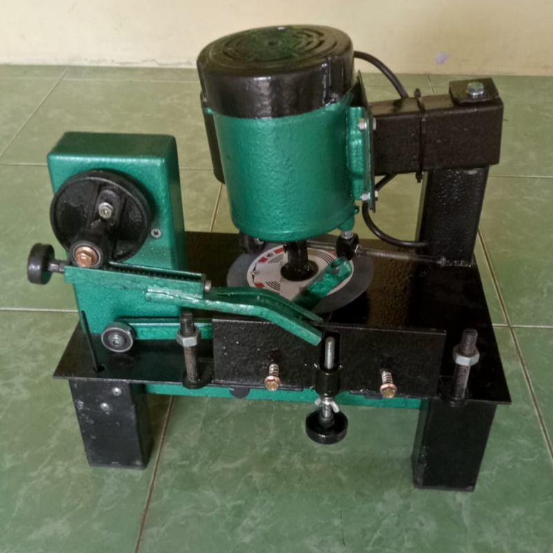 Mesin asah gergaji otomatis (MASAGI)