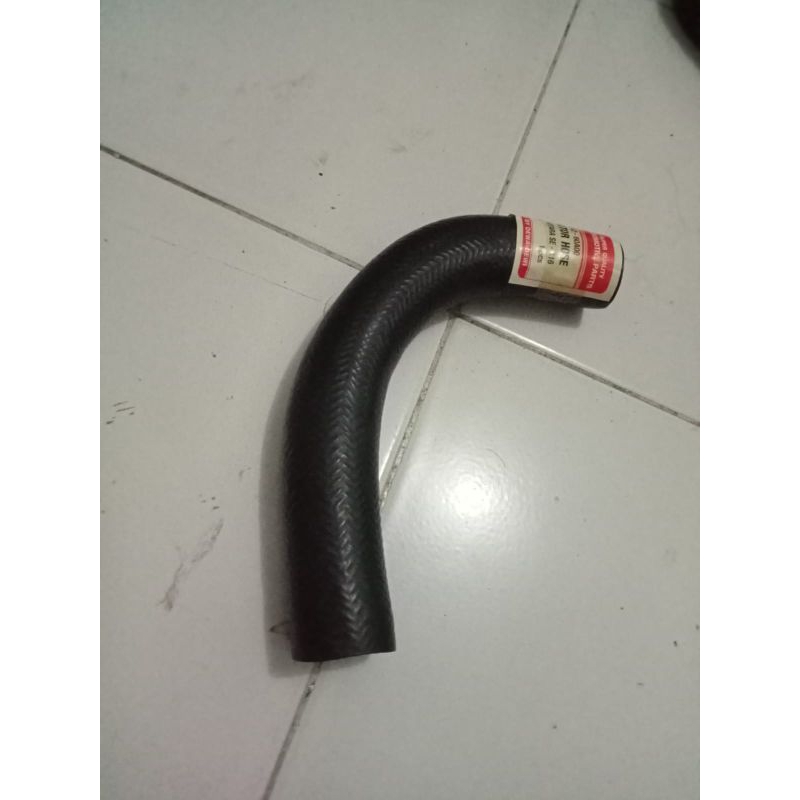 Selang Radiator Tengah Vitara SE-416