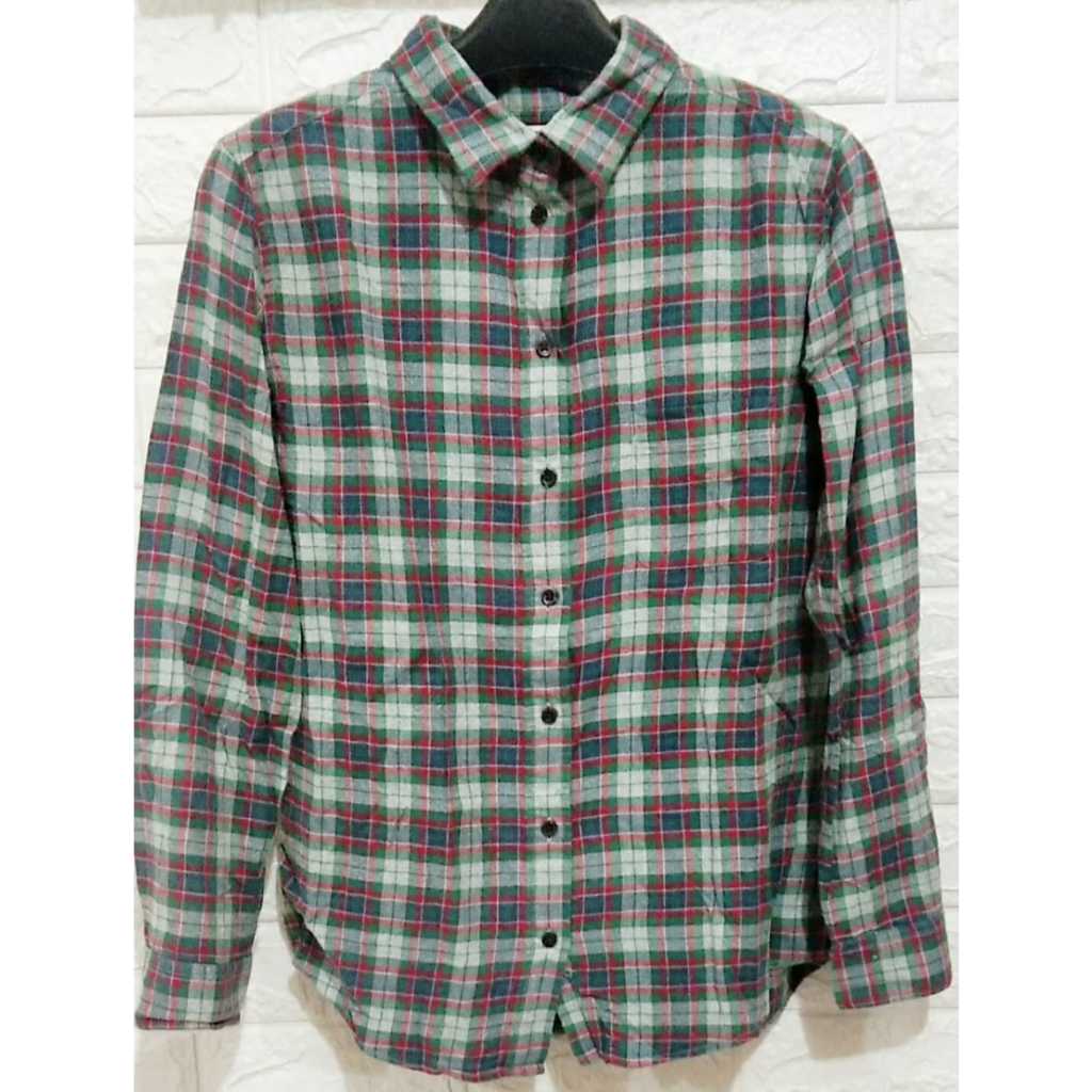 KEMEJA FLANEL WANITA BRAND UNIQLO