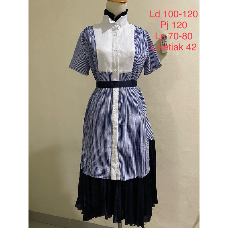 SACAI pleated Dress nagita like new