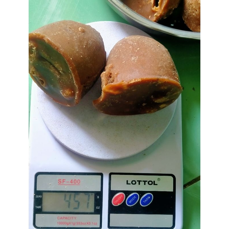 

gula aren isi 2 batok / 1 hulu khas lebak banten/ 100% nira aren asli tanpa campuran