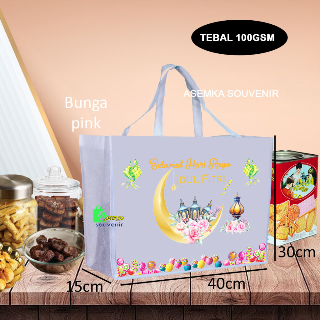 

GOODIE BAG PARCEL BINGKISAN LEBARAN IDUL FITRI PUTIH TEBAL UKURAN BESAR SIAP KIRIM