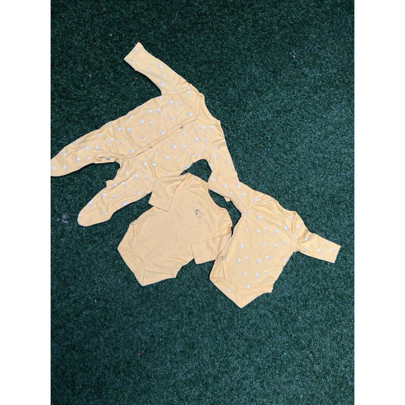 Preloved Mothercare New Born Baby Jumper Set