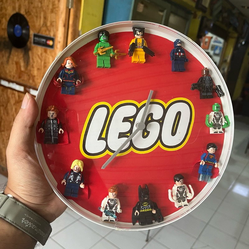 jam dinding lego rework