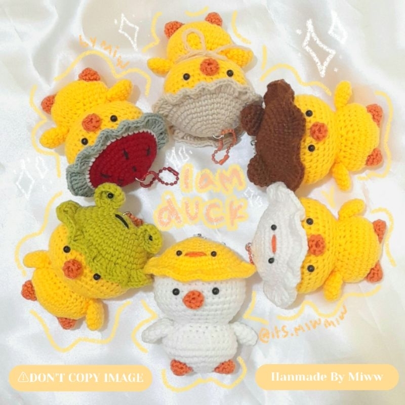 Amigurumi Bebek Gantungan Kunci dengan Topi Ember - Hadiah Ulang Tahun dan Couple yang Unik dan Lucu