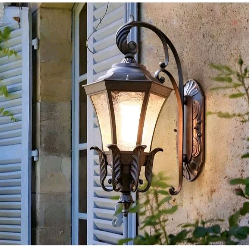 LAMPU DINDING OUTDOOR KLASIK