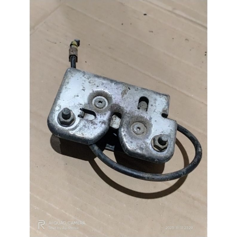 engsel jok sadel Honda CBR 150r lokal k45a