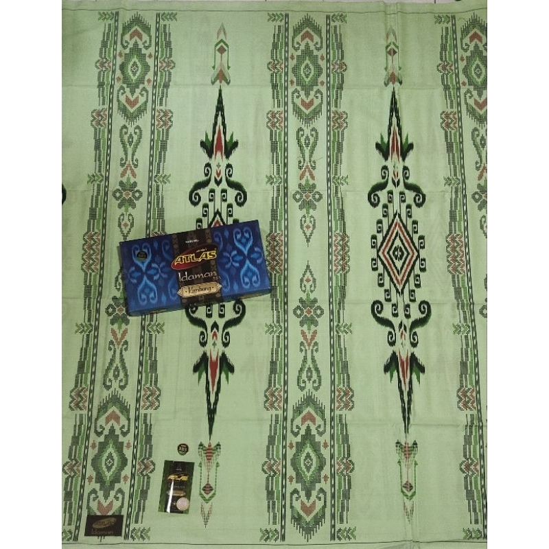 SARUNG ATLAS IDAMAN KEMBANG 555